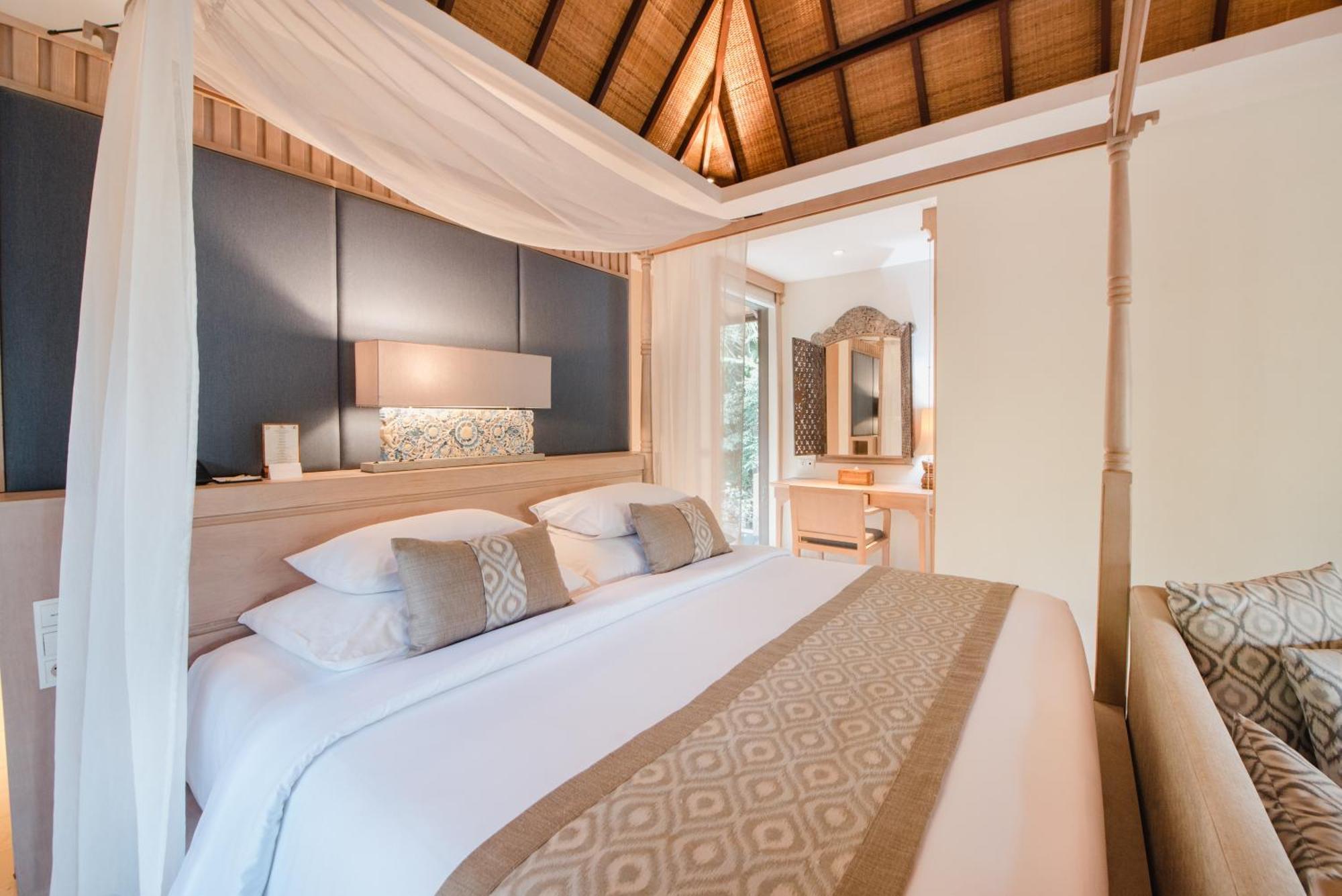 Ramayana Suites And Resort Kuta  Ngoại thất bức ảnh A bedroom at the resort