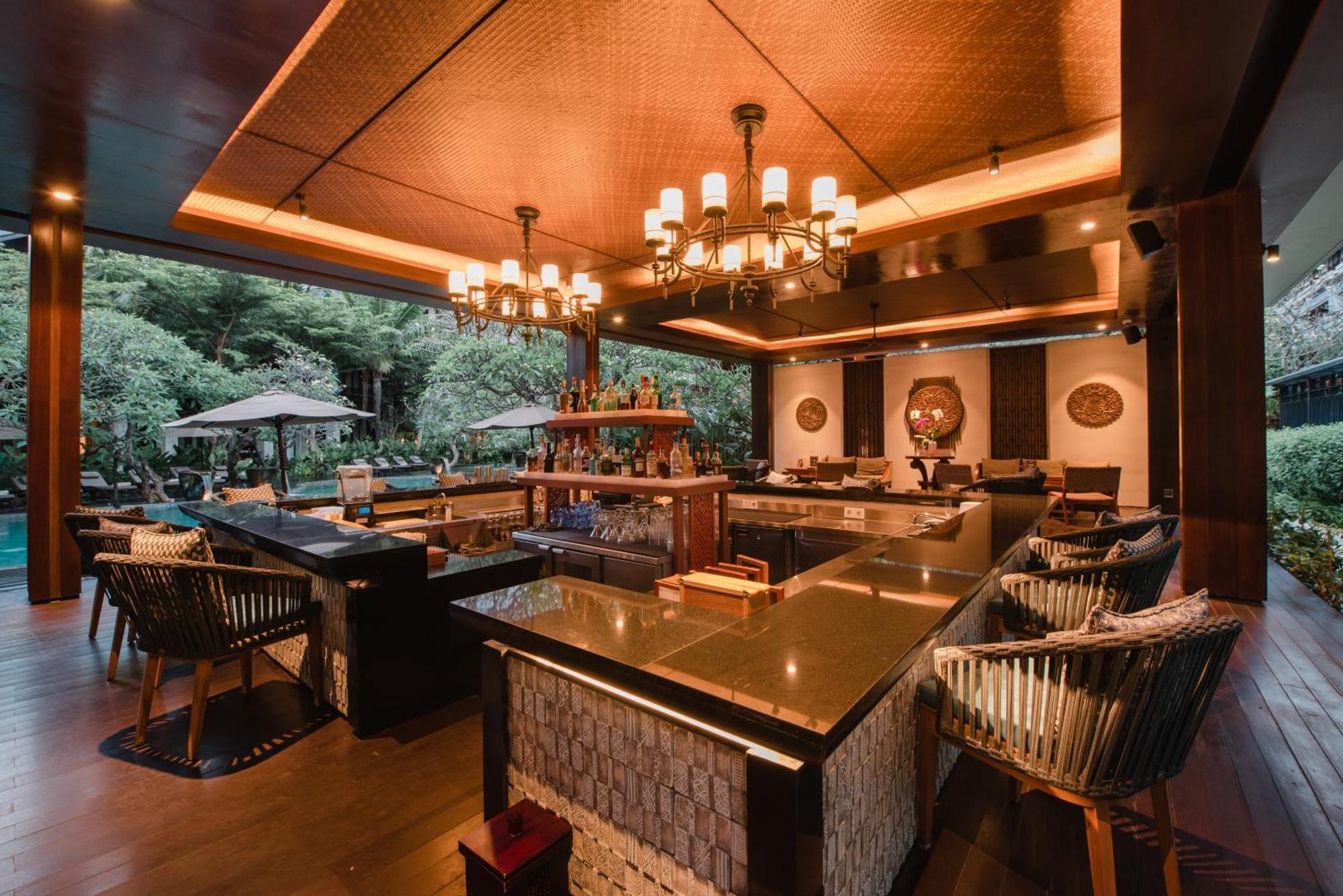 Ramayana Suites And Resort Kuta  Ngoại thất bức ảnh The interior of the restaurant